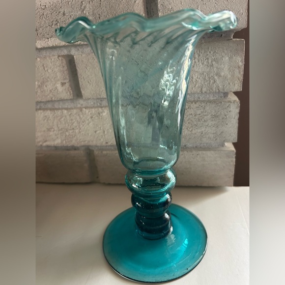 Elegant Blue Glass Handblown Vase, Art Glass - Picture 1 of 5